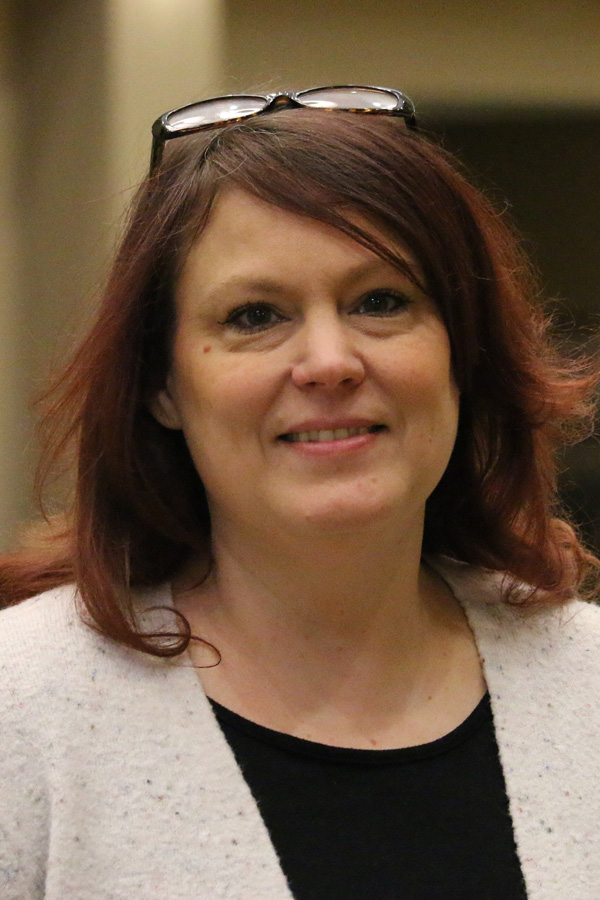 staff-lisacampbell-main.jpg